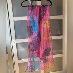 Colorful Feather Print Scarf
